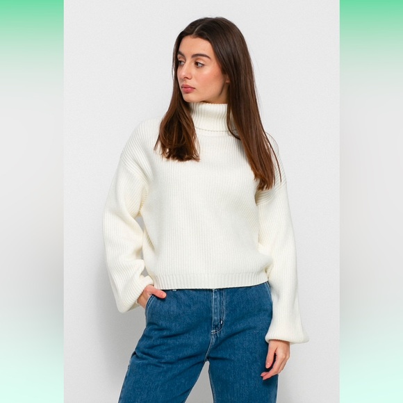 RVCA Citizen Sweater in Cloud - Picture 1 of 5